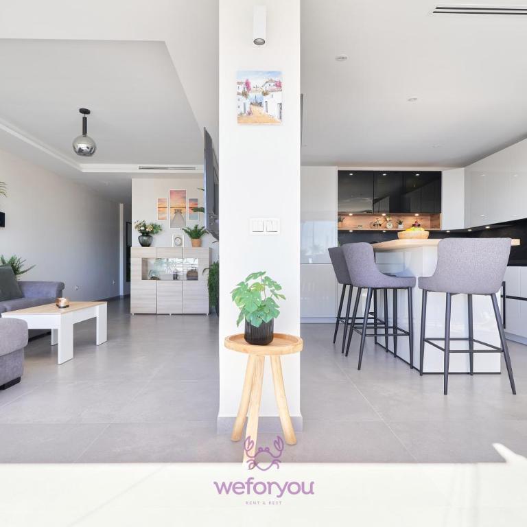 weforyou Isla de Poniente 2 Bedrooms and Parking - Deluxe Apartment - 13