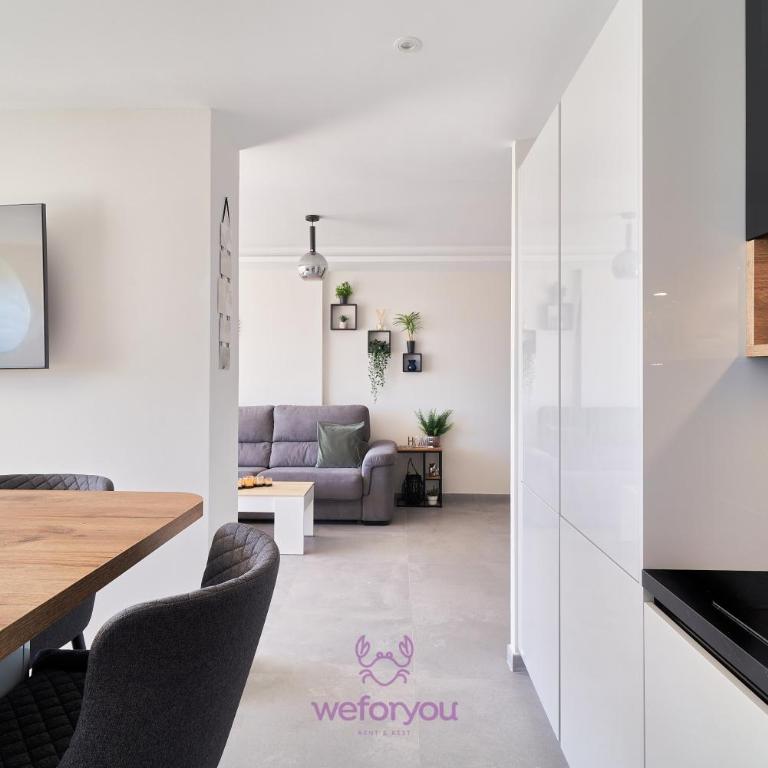 weforyou Isla de Poniente 2 Bedrooms and Parking - Deluxe Apartment - 18