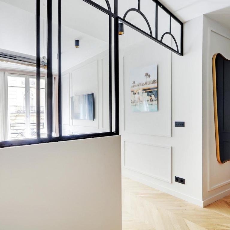 Pick A Flat's Apartment in Triangle d'Or - Pierre 1er de Serbie - Appartement 1 Chambre - 8