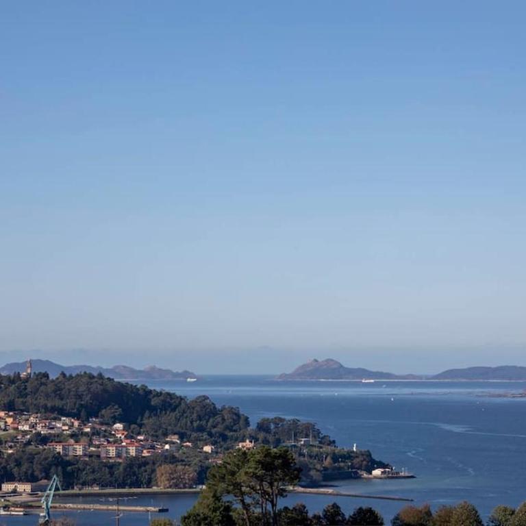 Gran casa con vistas a la ría de Vigo - Chalet - 10