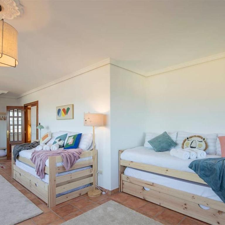 Gran casa con vistas a la ría de Vigo - Chalet - 39