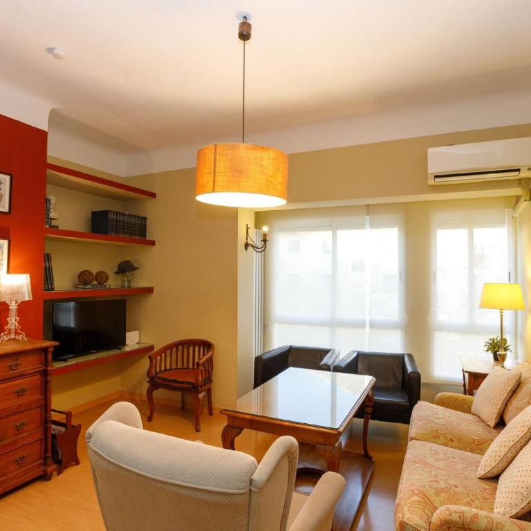 Elegante apartamento en Granada by beBalmy - Three-Bedroom Apartment - 8