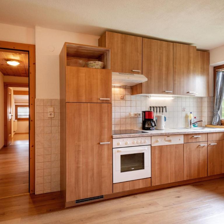 Ferienwohnungen Taxacher - Apartment mit 2 Schlafzimmern und Dusche - 1
