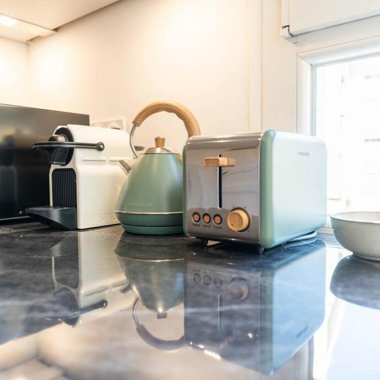 Superbe appartement deux chambres, centre proche port - Appartement - 11