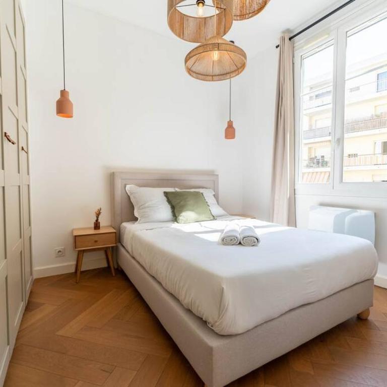 Superbe appartement deux chambres, centre proche port - Appartement - 20