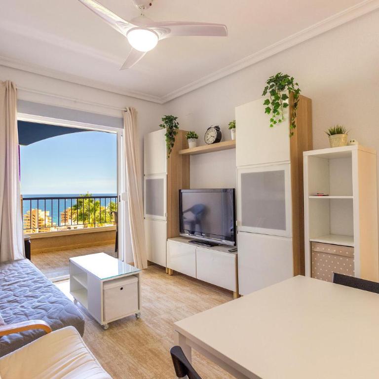 2 Bedroom Beautiful Apartment In Arenales Del Sol - Apartamento de 2 dormitorios - 1