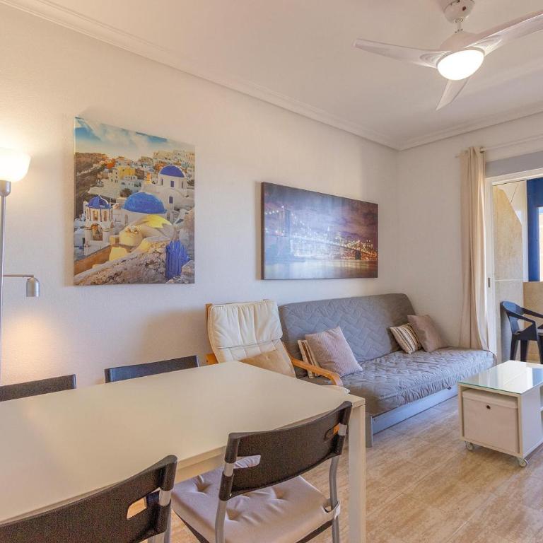 2 Bedroom Beautiful Apartment In Arenales Del Sol - Apartamento de 2 dormitorios - 2