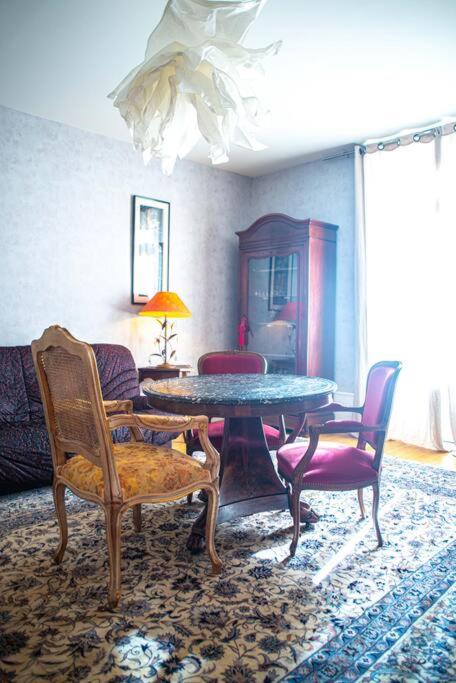 Le grand Géromois - Spacious - Private parking - Appartement 3 Chambres - 24
