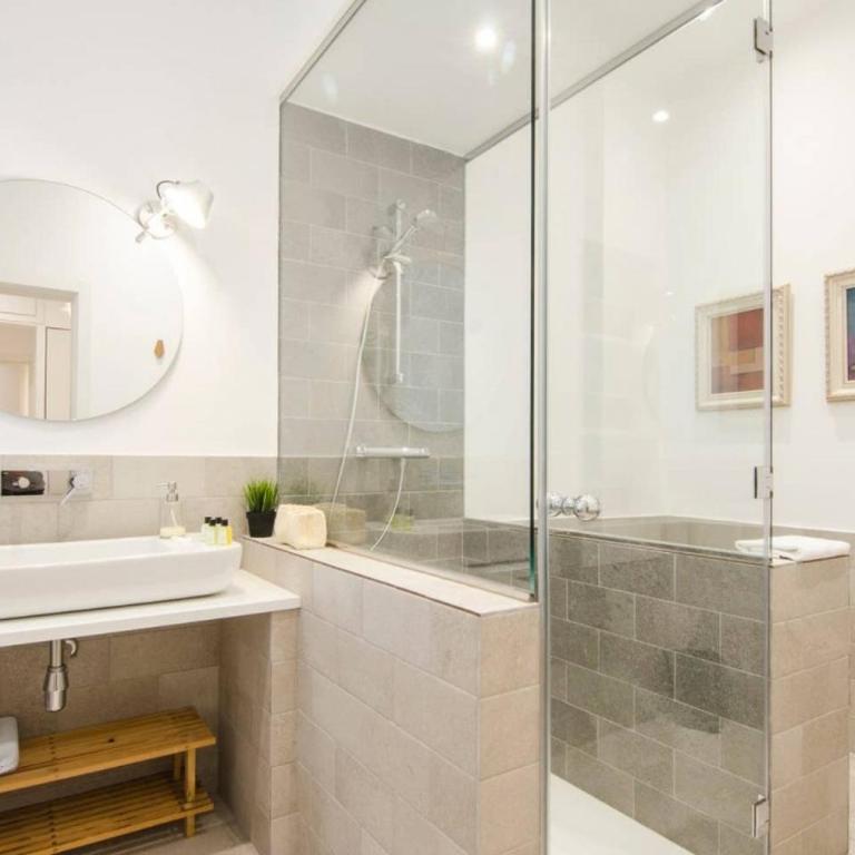 Increíble nuevo 3BD 2BTH - Centro de la ciudad - Apartamento - 20
