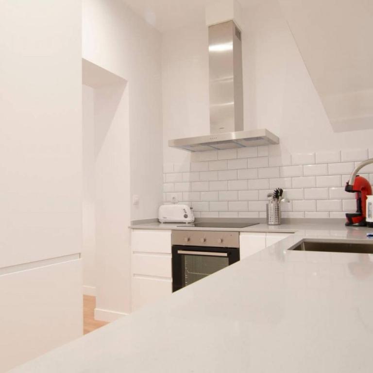 Increíble nuevo 3BD 2BTH - Centro de la ciudad - Apartamento - 11