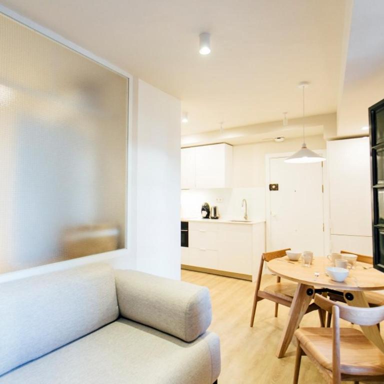1 bedroom 1 bathroom - La Alfalfa - Cozy study - One-Bedroom Apartment - 6