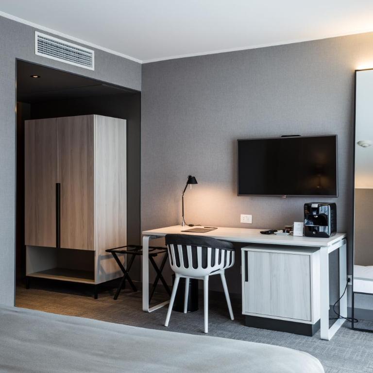 Solace Hotel Santiago - Habitación Superior con cama extragrande - 3