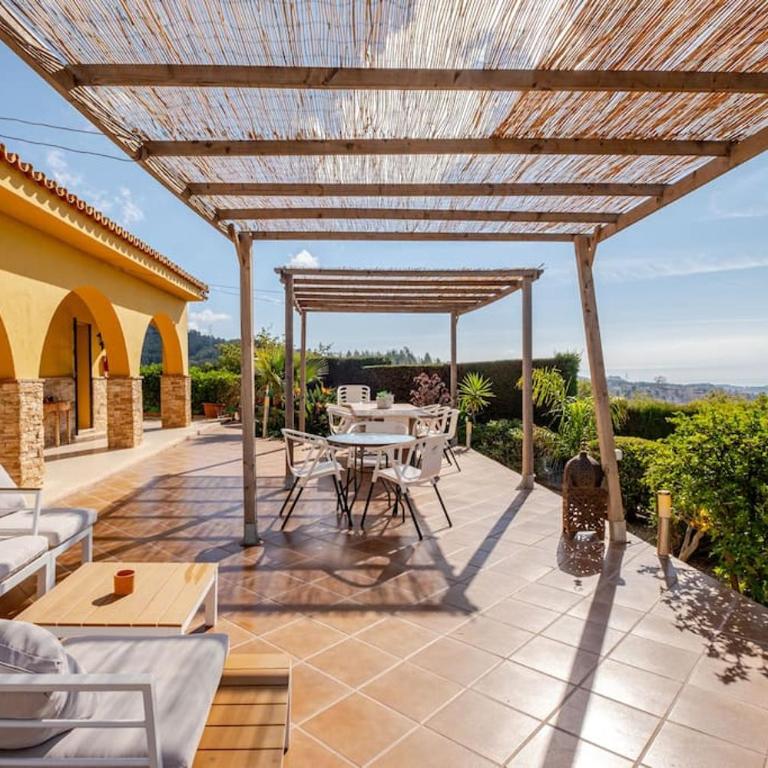 Villa Ángel, One of the best viewpoints in Malaga Bay - Three-Bedroom Villa - 9
