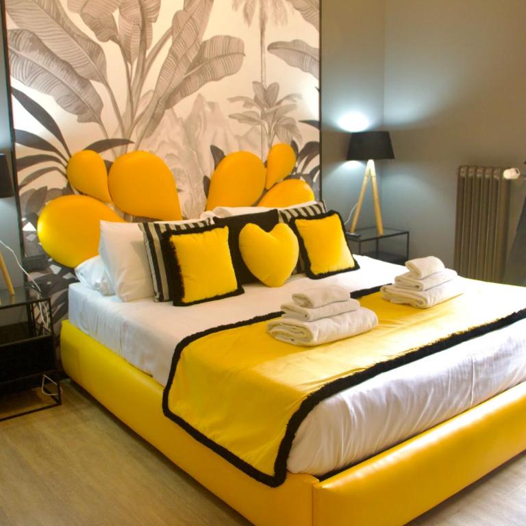 XCross Suites Roma - Camera Matrimoniale Deluxe - 1