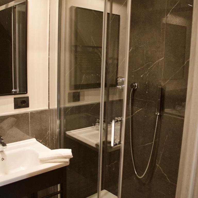 XCross Suites Roma - Camera Quadrupla Comfort - 18