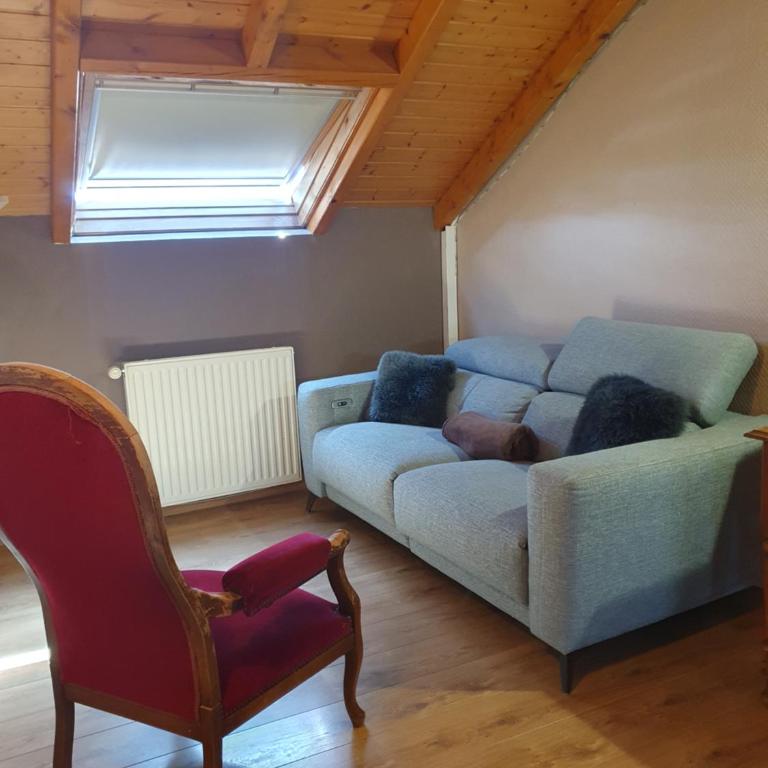 Appartement proche du lac ,piscine ouverte de mars a octobre - Apartment mit 1 Schlafzimmer - 5
