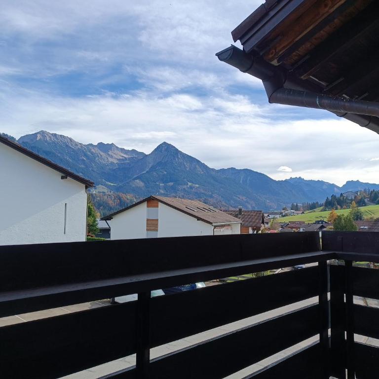 AllgäuLieblingsplatz - Apartment mit 1 Schlafzimmer, Balkon und Bergblick - 5