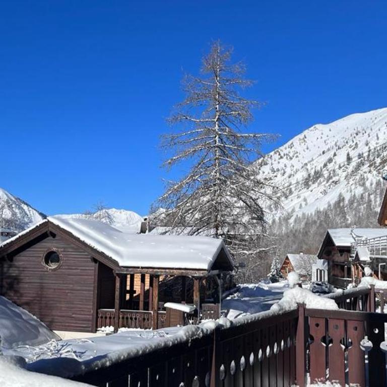 Isola 2000 appartement dans Chalet 4 ou 6 personnes grande terrasse - Apartment mit 2 Schlafzimmern - 28