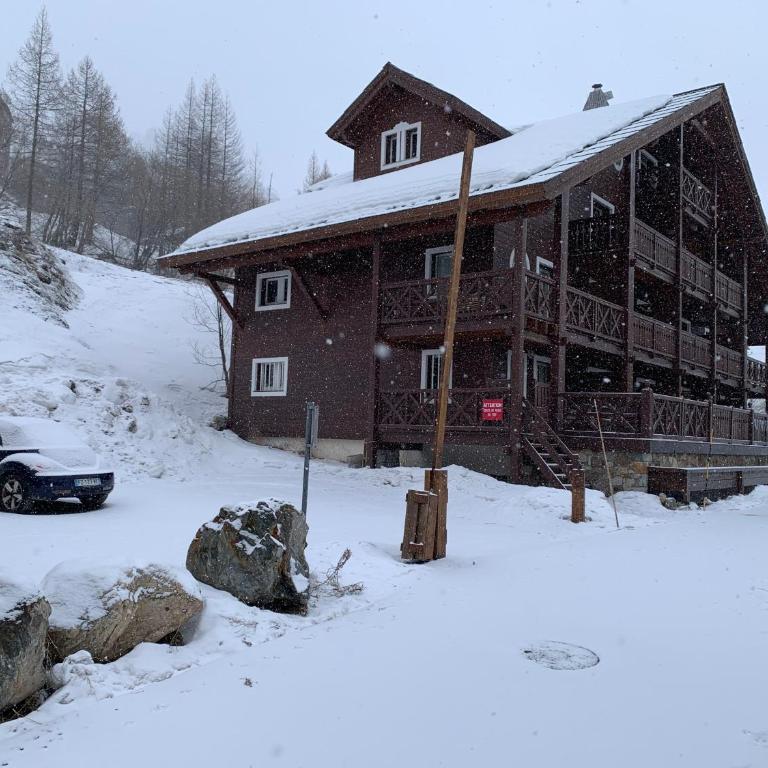 Isola 2000 appartement dans Chalet 4 ou 6 personnes grande terrasse - Apartment mit 2 Schlafzimmern - 3