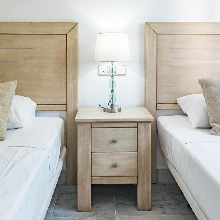 Dama de Noche 12 - Two-Bedroom Apartment with Balcony - 19