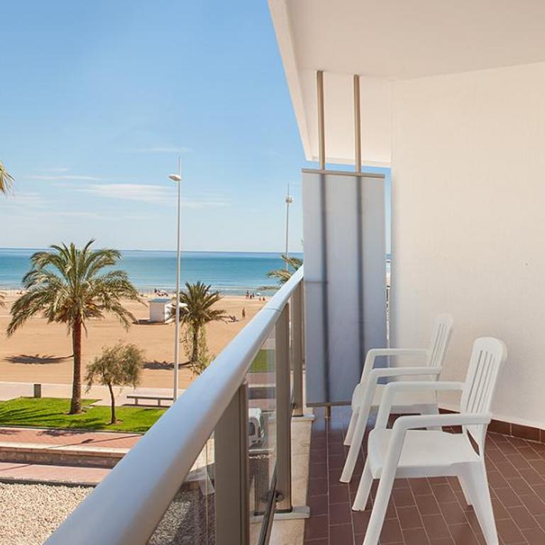 RH Bayren Hotel & Spa 4* Sup - Zweibettzimmer mit seitlichem Meerblick und Terrasse (2 Erwachsene + 2 Kinder) - 1