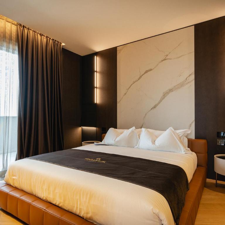 Green Park Penthouse Suite & Pool - Heated Pool - - Executive Suite - 3