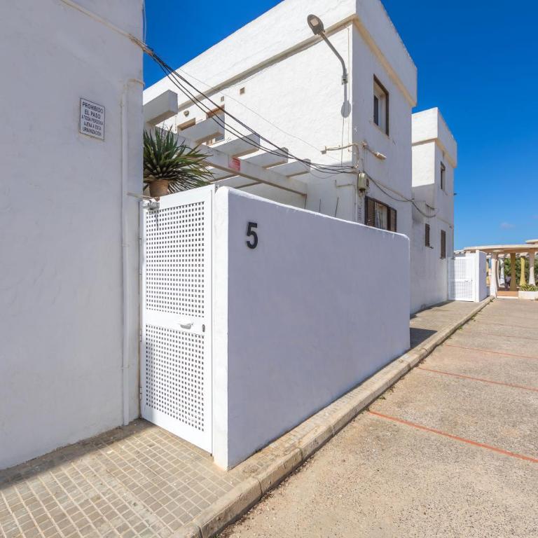 Los Lances Beach Apartments - Apartamento Deluxe - 66