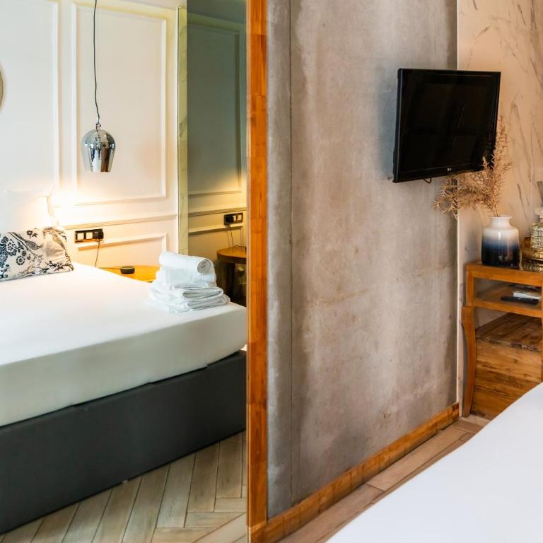 Abalú Collection Hotel Boutique Gran Via - Superior Double Room - 2