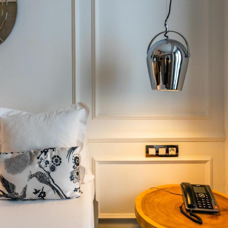 Abalú Collection Hotel Boutique Gran Via - Superior Double Room - 5
