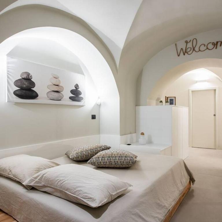 De Felice Home - One-Bedroom Apartment - 1