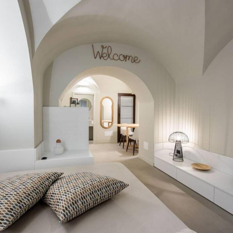 De Felice Home - One-Bedroom Apartment - 6