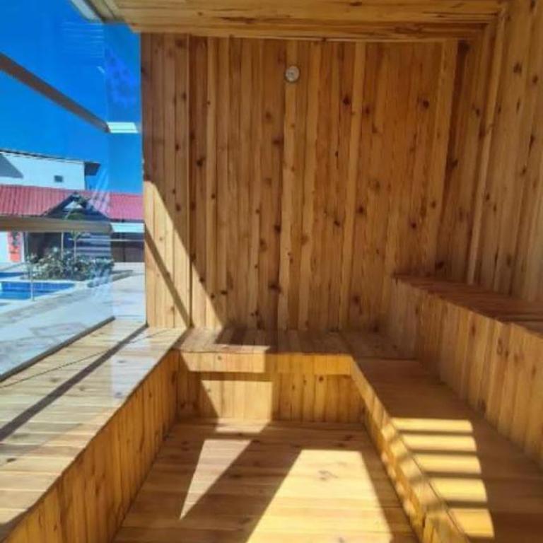 estudio con Piscina en Res de lujo a 10 min ctro y playas - Three-Bedroom Apartment - 6
