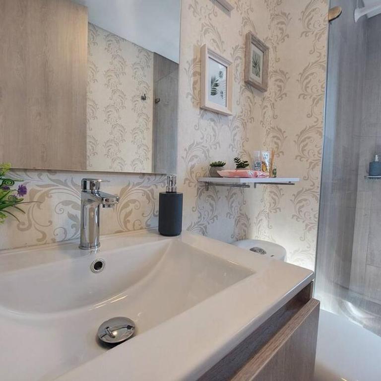 Apartaestudio Loft Centro Internacional Estupendo! - One-Bedroom Apartment - 13