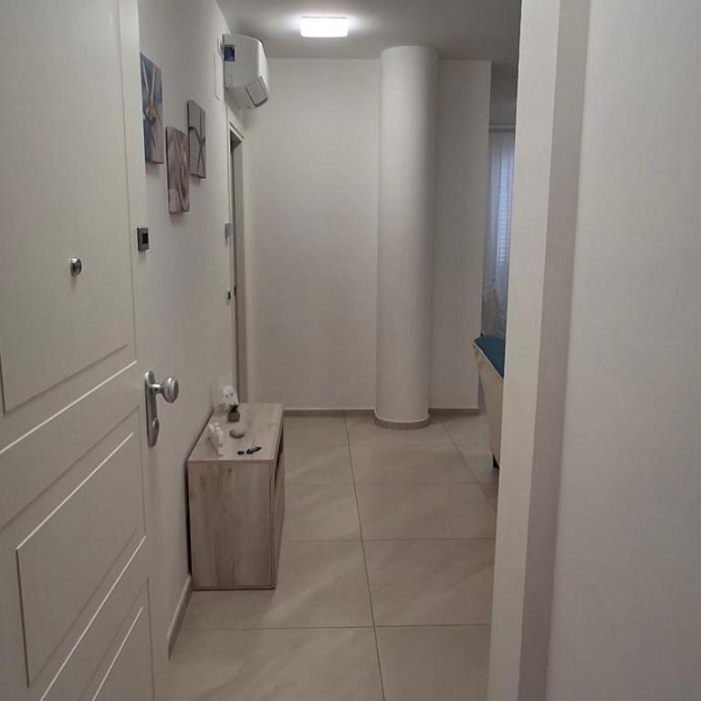 Palazzo Garibaldi - Camera Matrimoniale con Bagno Privato - 10