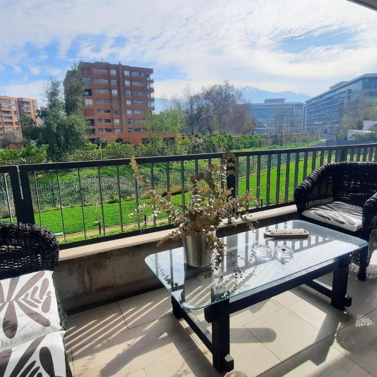 Rbk° Depto nuevo en sector Portal La Dehesa - Apartment with View - 1