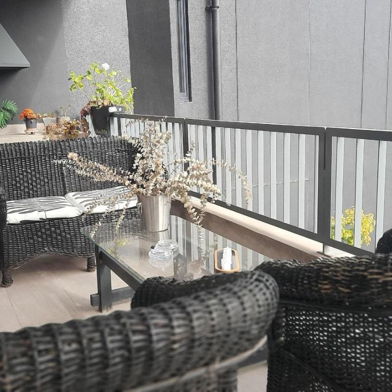 Rbk° Depto nuevo en sector Portal La Dehesa - Apartment with View - 22