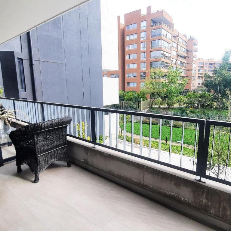 Rbk° Depto nuevo en sector Portal La Dehesa - Apartment with View - 24