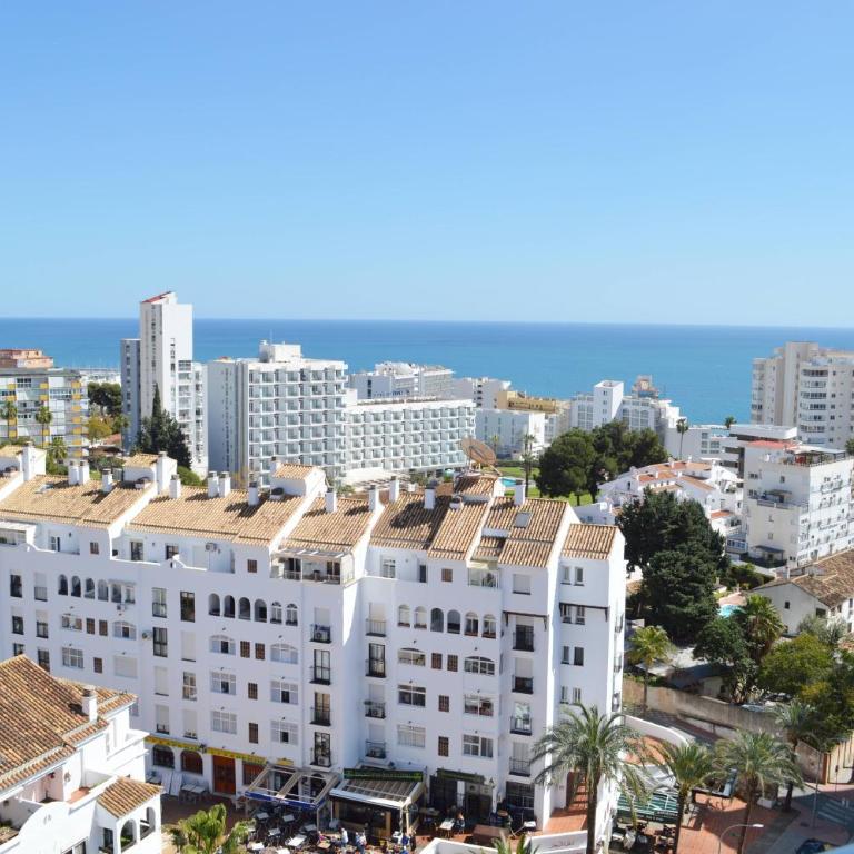Sea View Studio Near Beach Pools Benalmádena - Studio with Sea View - 31