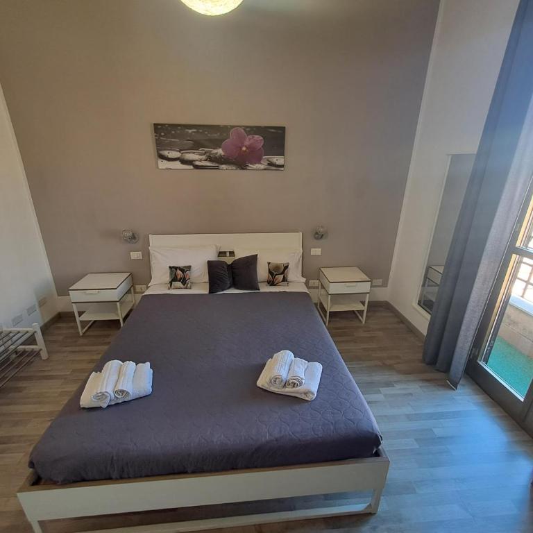 Bedroom la stazione - Double Room with Balcony - 7