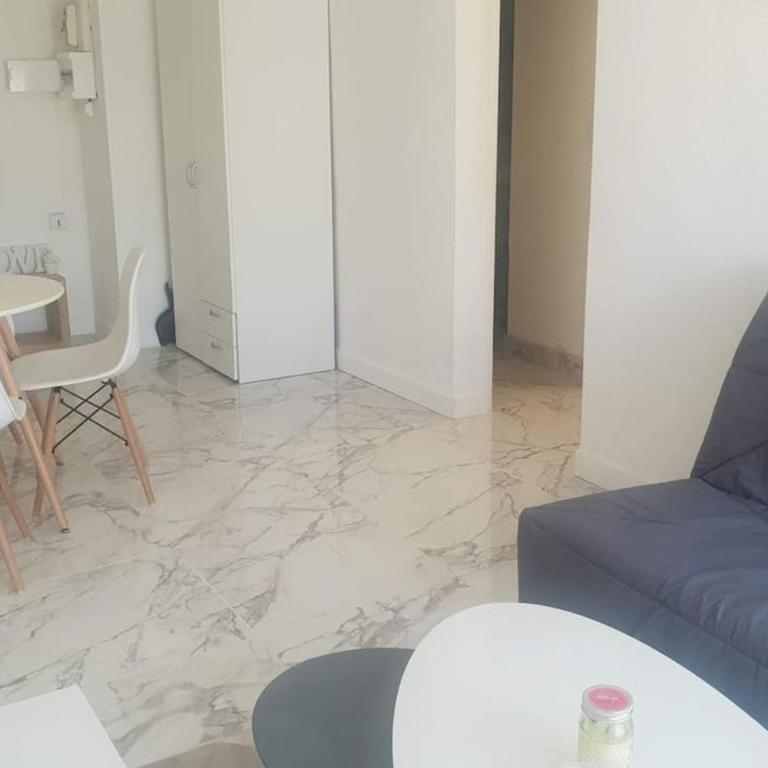 Studio cosy proche bord de mer - Apartment mit 1 Schlafzimmer - 1