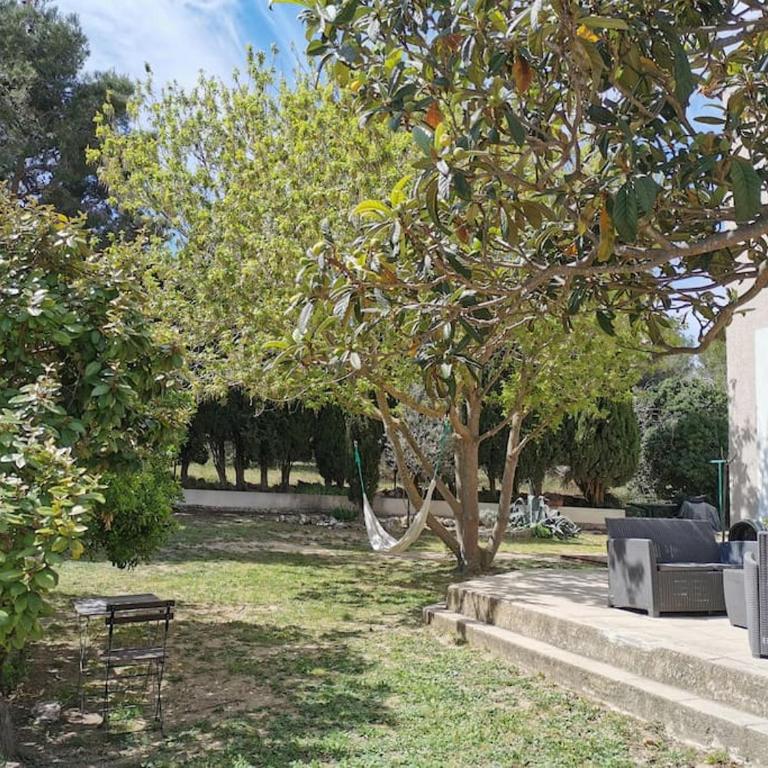 Studio Le Calme, plages à pied et jardin, La Couronne - One-Bedroom House - 12