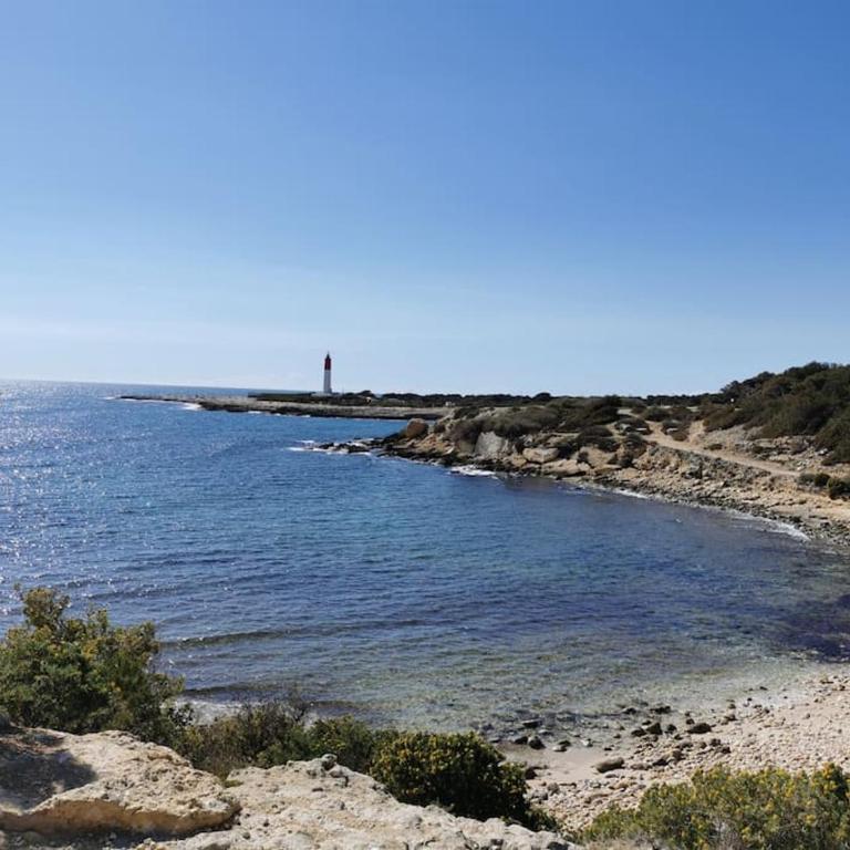 Studio Le Calme, plages à pied et jardin, La Couronne - One-Bedroom House - 13