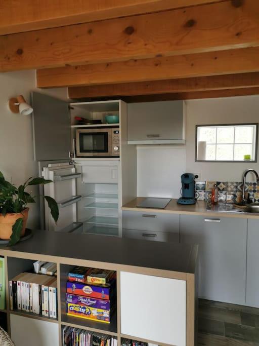 Studio Le Calme, plages à pied et jardin, La Couronne - One-Bedroom House - 7