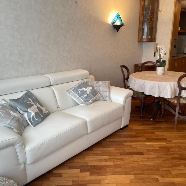Da NOEMI E MARCO - Appartamento con 2 Camere da Letto - 19