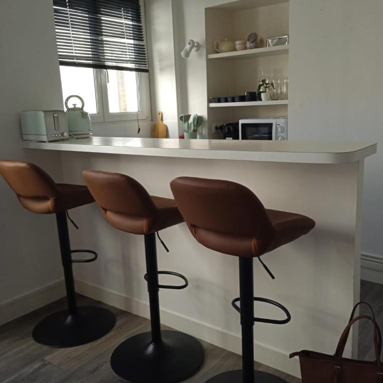 Gare Montparnasse,gorgeous1 bedroom,close to Eiffel tour,center , stuning place - Appartement 1 Chambre - 1