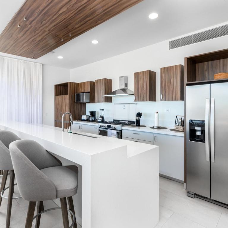 Cabo PH Stunning Rooftop with Jacuzzi - Apartamento - 8