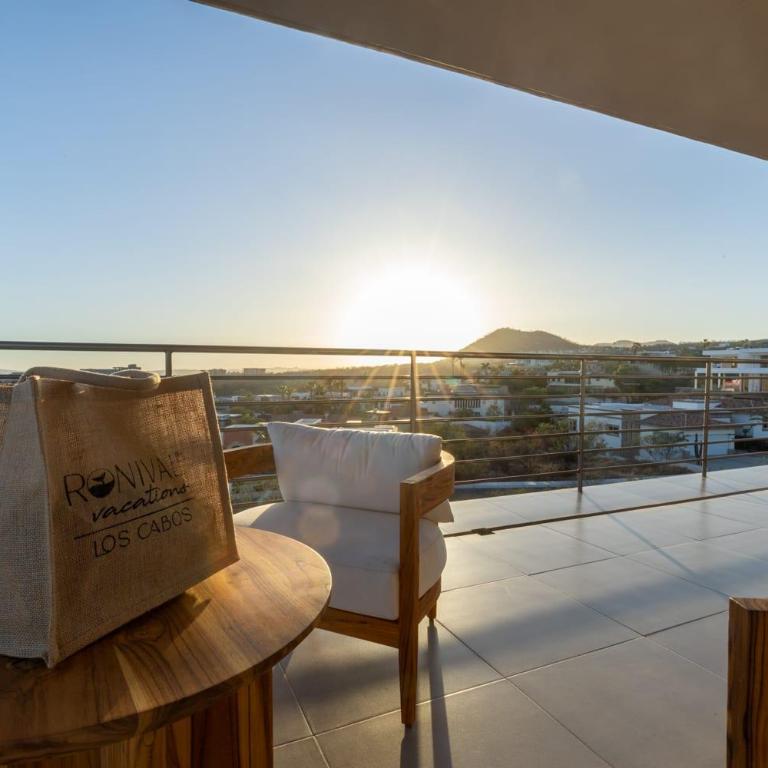 Cabo PH Stunning Rooftop with Jacuzzi - Apartamento - 19