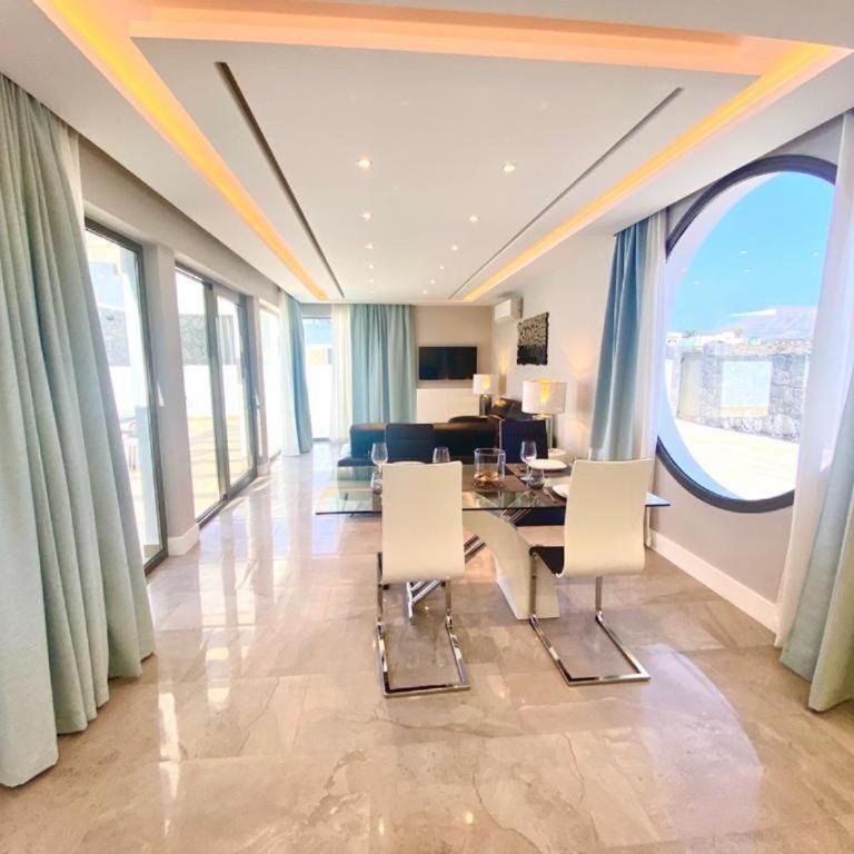 Villa Celine - Three-Bedroom Villa - 11
