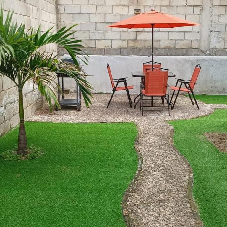 Depto Planta Baja con Patio - Two-Bedroom Apartment - 11