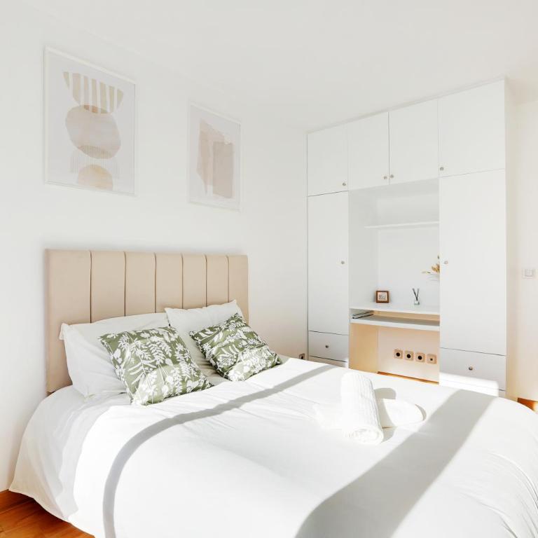À 1 minute du métro et Parking privé - Two-Bedroom Apartment - 2
